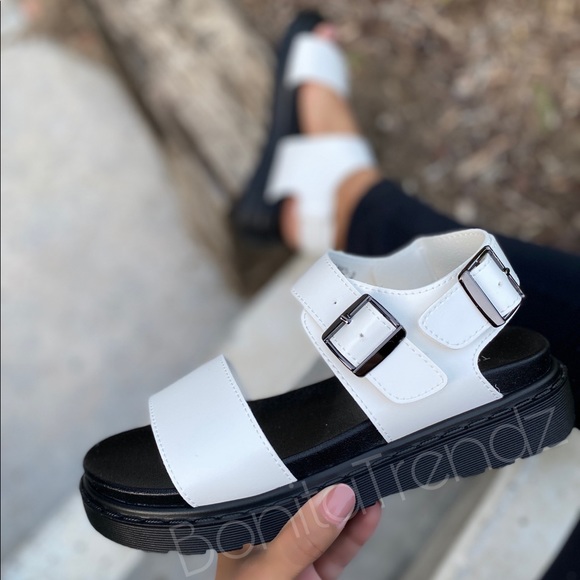 Grunge White Vegan Leather Chunky Sandals - Picture 3 of 5